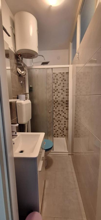 Apartments Villa Milenka Новаля Екстериор снимка