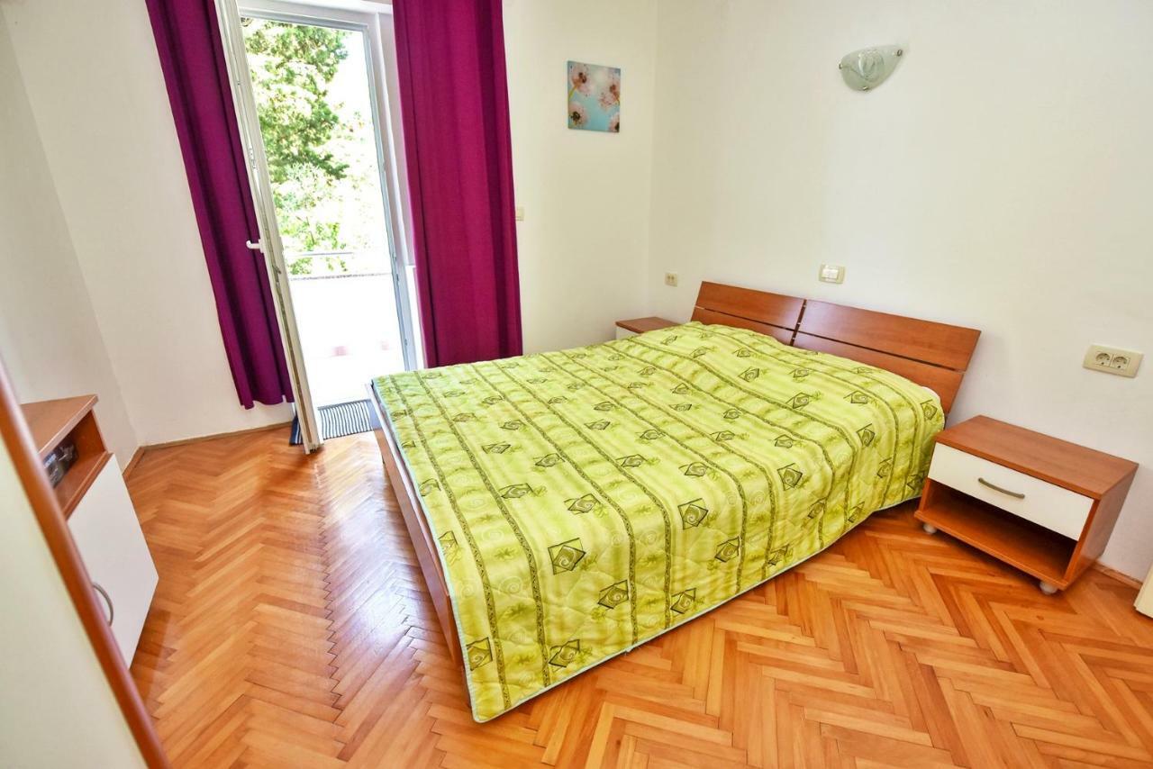 Apartments Villa Milenka Новаля Екстериор снимка